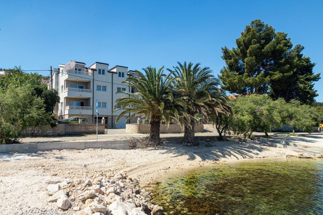 Apartments Janja Trogir Buitenkant foto