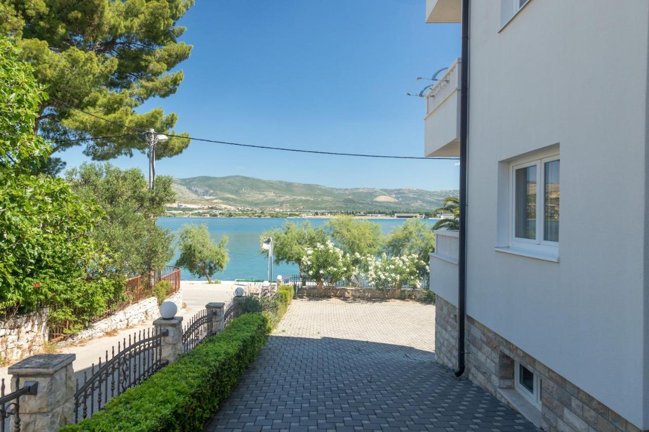 Apartments Janja Trogir Buitenkant foto